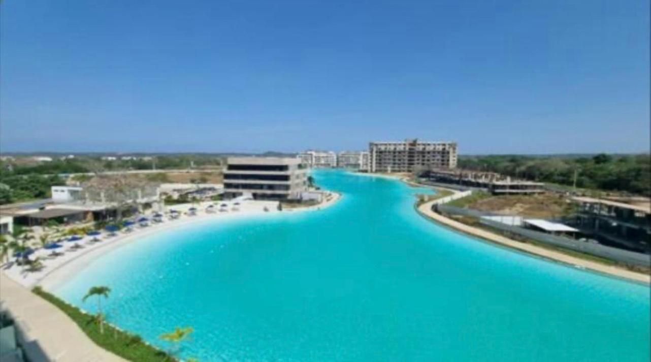 Apartahotel Baia Kristal *