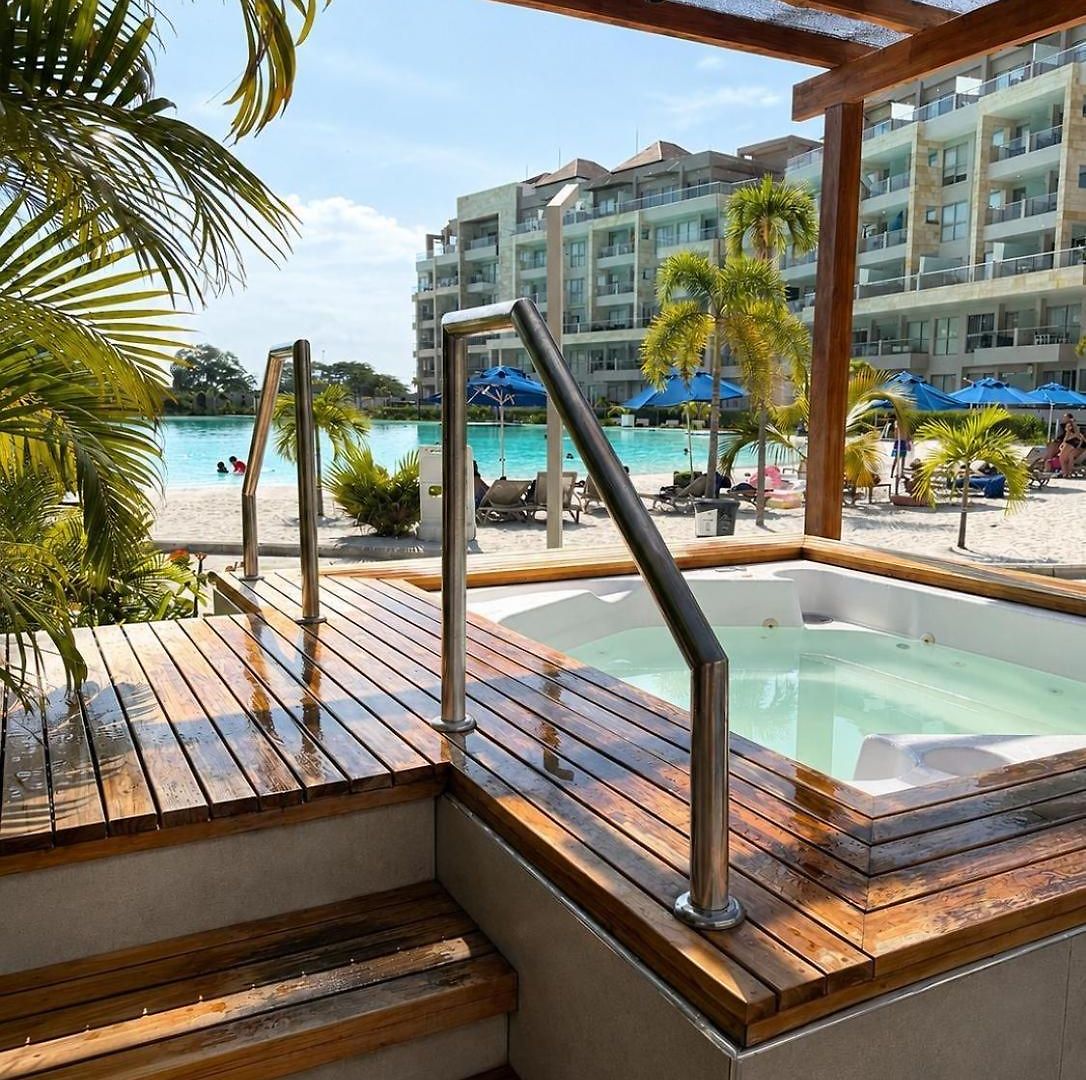 Baia Kristal Apartahotel